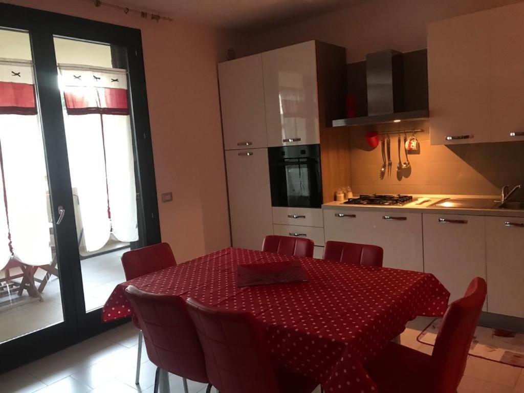 La Maison De Medea Пулзано Екстериор снимка